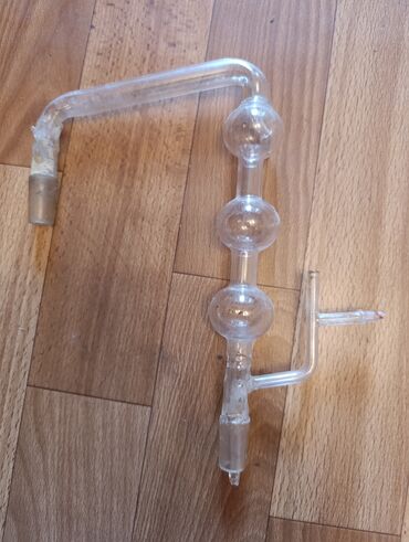 Другие медицинские товары: Лабораторная химическая посуда Наименование - Количество Термометр — 15