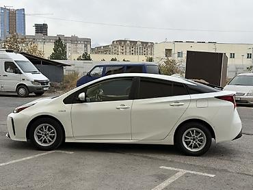 Toyota: Toyota Prius: 2020 г., 1.8 л, Вариатор, Гибрид, Хэтчбэк — 8