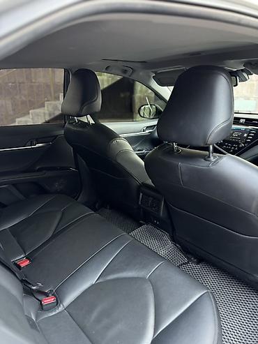 Toyota: Toyota Camry: 2018 г., 2.5 л, Вариатор, Гибрид, Седан — 10