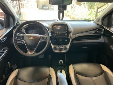 машина алам рассрочкага: Chevrolet Spark: 2016 г., 1 л, Автомат, Бензин, Хетчбек