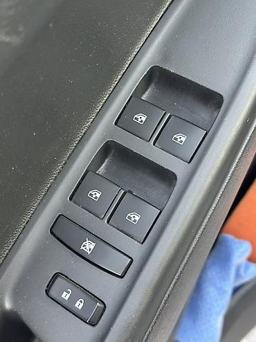 82 2: Chevrolet Spark: 2020 г., 1 л, Автомат, Бензин, Хэтчбэк — 10
