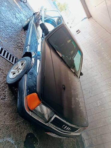авто бу в рассрочку от частного лица: Audi 100: 1990 г., 2.3 л, Механика, Бензин, Седан
