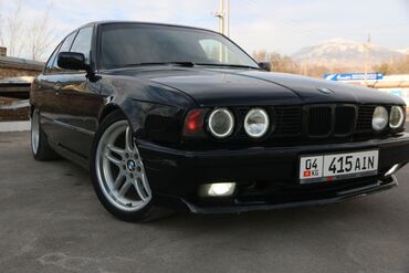 машинна: BMW 5 series: 1990 г., 2.5 л, Механика, Бензин, Седан