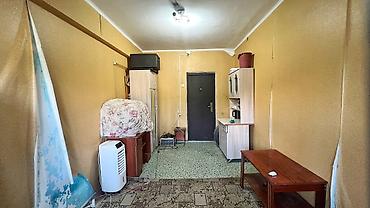 арендаторы: 1 комната, 13 м², ул. Московская / Ибраимова Гостиничный тип, 2 этаж, Требуется ремонт — 3