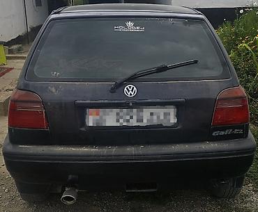 Унаа: Volkswagen Golf: 1994 г., 1.6 л, Кол менен иштөөчү, Бензин, Хетчбек — 3