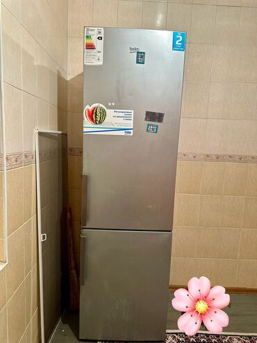 Холодильники: Холодильник Beko, Б/у, Двухкамерный, 197 *
