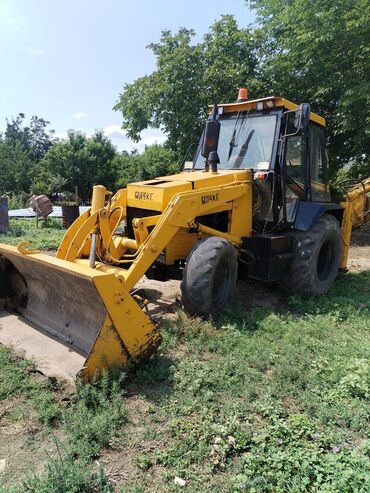 satdıq ekskavator bakı: Ekiskavator normal veziyyetdedir işlekdir. xìrda problemleri var