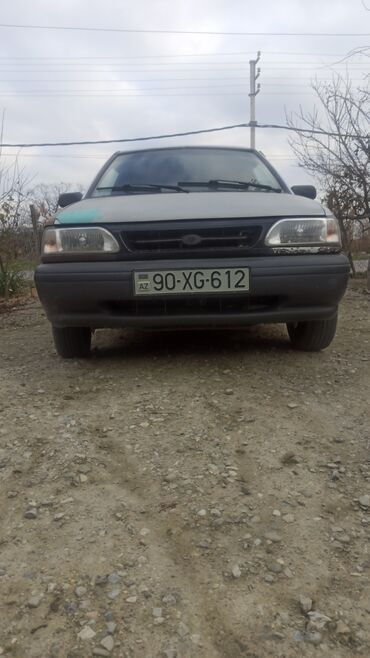 Kia: Kia Pride: 1.3 l | 1993 il Sedan