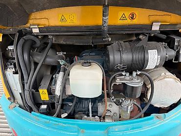 Экскаваторы: Экскаватор, Гусеничный — 9