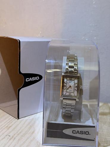 Qol saatları: Casio qadın qol saatı – zərif düzbucaqlı korpus və metal qolbaqla — 3