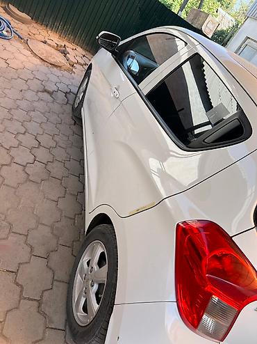spark 7: Chevrolet Spark: 2018 г., 1 л, Вариатор, Бензин, Универсал — 5