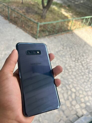 айпад самсунг: Samsung Galaxy S10e, Колдонулган, 128 ГБ, түсү - Кара, 2 SIM