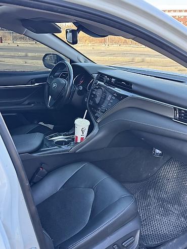 Toyota: Toyota Camry: 2018 г., Автомат, Бензин, Седан — 9