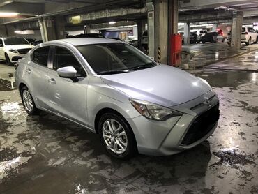 авто аварийном состоянии: Toyota Yaris: 2017 г., 1.5 л, Автомат, Бензин