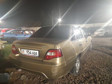 Daewoo: Daewoo Nexia: 2009 г., 1.6 л, Механика, Бензин, Седан