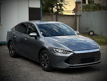 byd qin pro: BYD Qin: 2023 г., 1.5 л, Автомат, Гибрид, Седан — 2