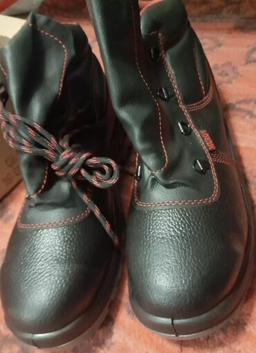 Botinkalar: Təmiz Türk İsdesahalı 1 Dəfə olsun Geyinilmiyib 42,43,44Razmerləri var -da lalafo.az — 5 Botinkalar: Təmiz Türk İsdesahalı 1 Dəfə olsun Geyinilmiyib 42,43,44Razmerləri var — 5