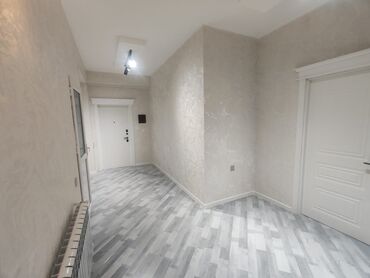 Uzunmüddətli kirayə mənzillər: Dəniz və şəhər panoraması ilə geniş mənzil tecili satilir - Geniş — 34