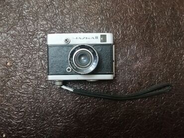 polaroid 636: Fotoaparat çayka 2 1960-1979-ci illərin istehsalıdır. Polaroid 636