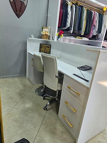 bakı tekstil fabriki: Resepsin eni 1.20 uzunu 2.20 der 0.65. Qiymet 200 azn Unvan Babek pr — 4