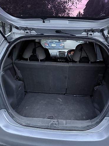 Honda: Honda Fit: 2005 г., 1.3 л, Автомат, Бензин, Хэтчбэк — 7