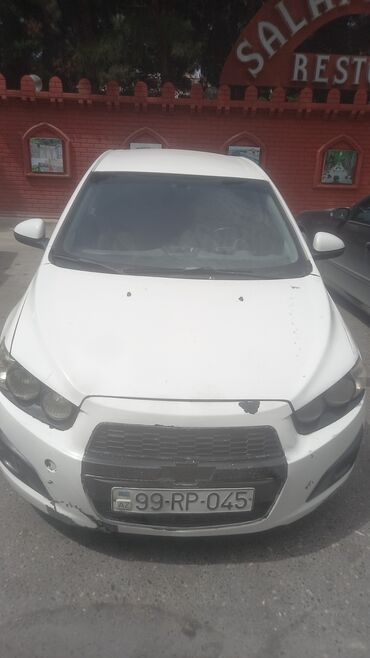 chevrolet azerbaijan merkezi: Chevrolet Aveo: 1.4 l | 2012 il | 366000 km Sedan