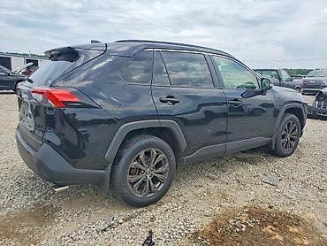 inter: Toyota RAV4: 2022 г., 2.5 л, Автомат, Гибрид — 4