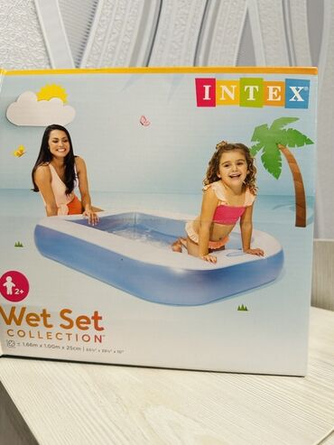 Тарелки: Intex brendinin "Wet Set" kolleksiyasına aid bu şişmə hovuz, uşaqlar