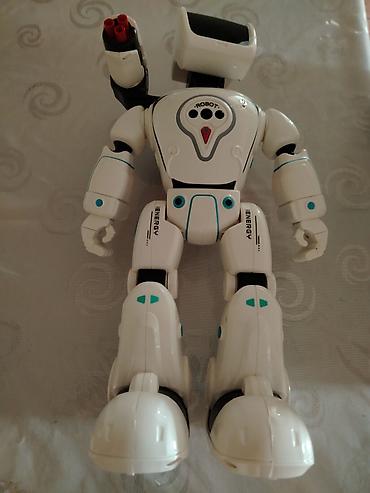 loona robot: Çatdırılma 5 azn 130azb ALINIB 90azn SATILIR – Rəng: ağ-qara, mavi — 2