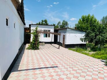 купить дом в рассрочку от хозяина: 100 м², 5 комнат, Утепленный, Теплый пол, Бронированные двери