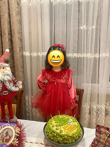 Платья: Uşaqlar üçün bayramlıq qırmızı məxmər don, qiymet 10 azn WhatsApp — 1