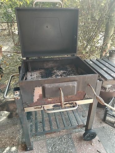 kamera stabilizator: Kömürlə işləyən qapaqlı manqal/barbekü arabası - Qapaqlı — 2