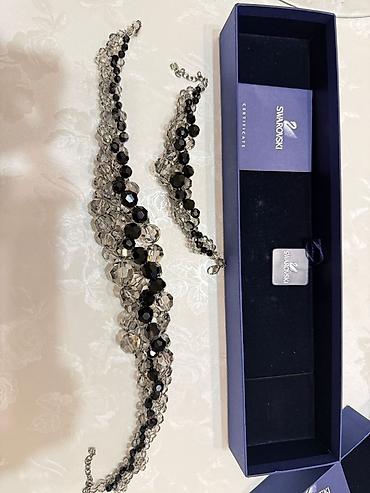 swarovski boyunbagi: Dəstə daxildir: Boyunbağı, Swarovski — 2