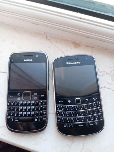 телефон fly nimbus 9: Nokia E6, rəng - Qara, Düyməli