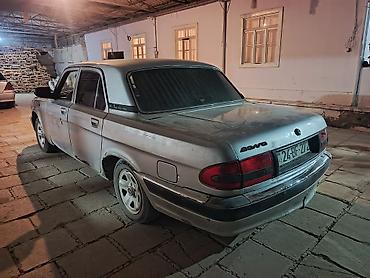 QAZ: QAZ 3110 Volga: 2.4 l | 2004 il 380000 km Sedan — 2