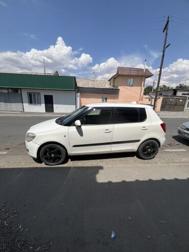 рулевая рейка форд фокус 1: Skoda Fabia: 2009 г., 1.2 л, Механика, Бензин, Хетчбек