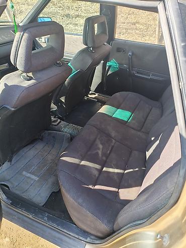 Audi: Audi 100: 1986 г., Седан — 8