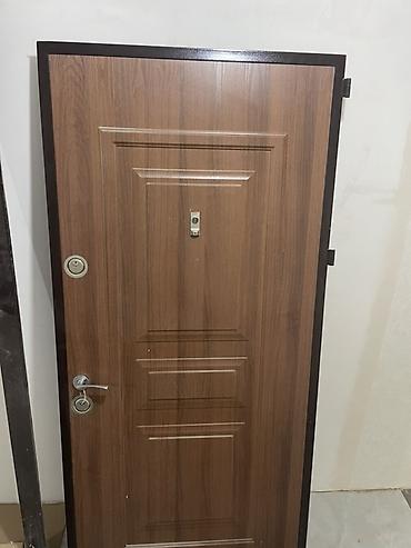 avropa qapi: Dəmir giriş qapısı – taxta teksturalı panel Qapi ag seherdə mənzildən — 3
