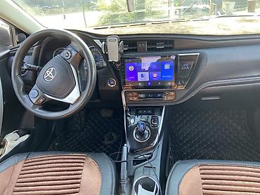 spark 2020: Toyota Corolla: 2020 г., 1.8 л, Автомат, Электромобиль, Седан — 9