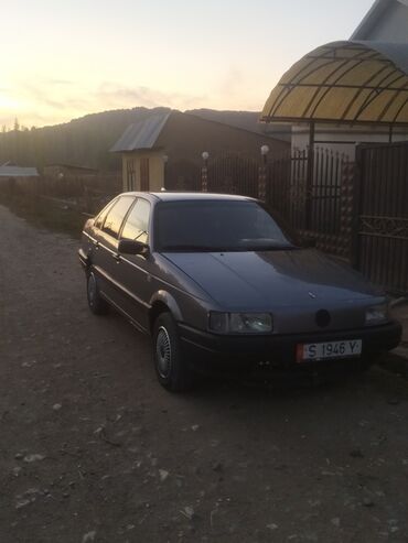 мотор фольцваген: Volkswagen Passat: 1988 г., 1.8 л, Механика, Бензин, Седан
