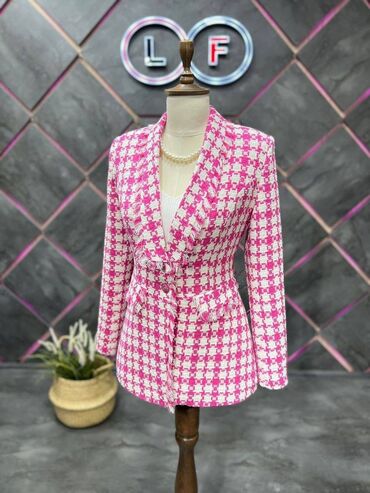 розовый пиджак: S (EU 36), XL (EU 42), цвет - Розовый