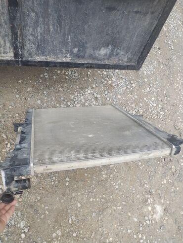 işlənmiş radyatorlar: Pikap l 200 radiatoru