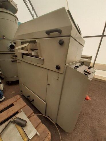 Ostali alati i mašine: Freza za aluminijum 1142 🛠️ Stanje: Polovno, remontovano, uvezeno iz na lalafo.rs — 1 Ostali alati i mašine: Freza za aluminijum 1142 🛠️ Stanje: Polovno, remontovano, uvezeno iz — 1