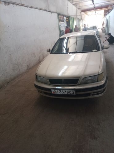 Nissan: Nissan Maxima: 1996 г., 2 л, Механика, Бензин, Седан