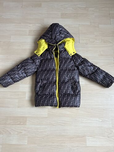 Теплая курточка зима на 4-5 лет мальчику или девочке Оочень теплая