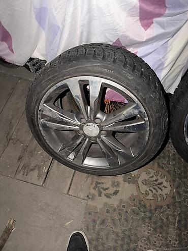 bj 40: Продаю, Обменяю на зимние шины для Х6 Разноширокие Зимние шины — 6