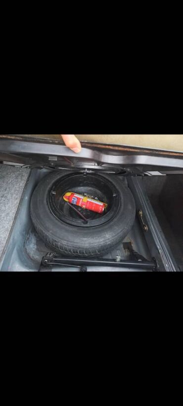 Mercedes-Benz: Mercedes-Benz E 220: 2.2 l | 1994 il Sedan -da lalafo.az — 9 Mercedes-Benz: Mercedes-Benz E 220: 2.2 l | 1994 il Sedan — 9