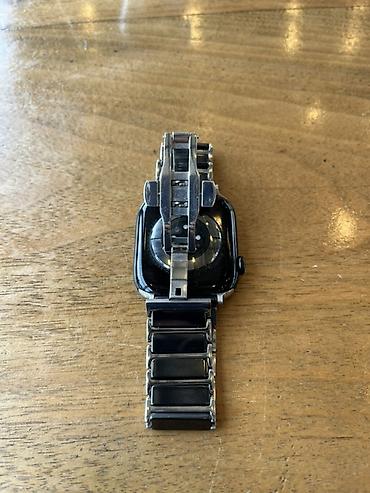 Наручные часы: Apple Watch 11 Ağıllı saat — kvadrat formalı qara korpus, tac — 2