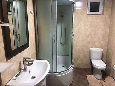 Продажа коттеджей и домов: Продаётся уютный 2‑х этажный дом с большим озеленённым двором на — 10