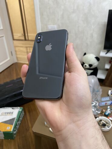 Apple iPhone: IPhone X, 64 GB, Qara